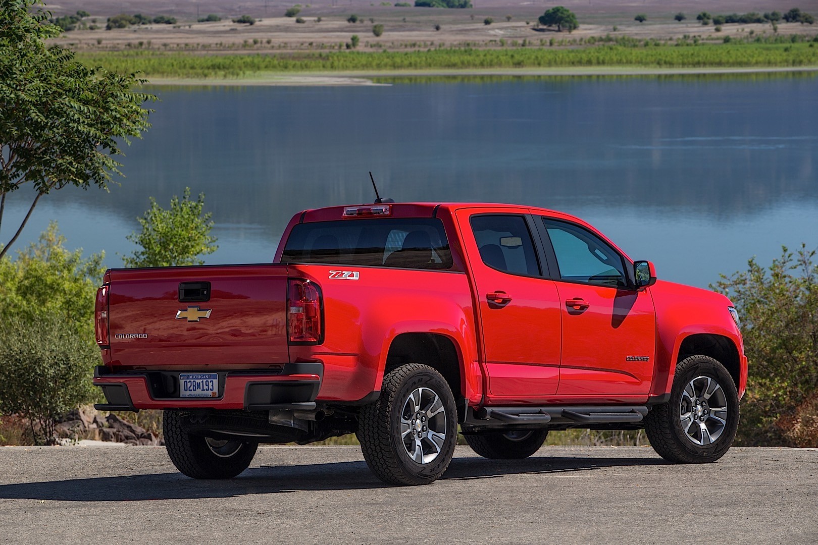 Chevrolet Colorado Double Cab photo 19
