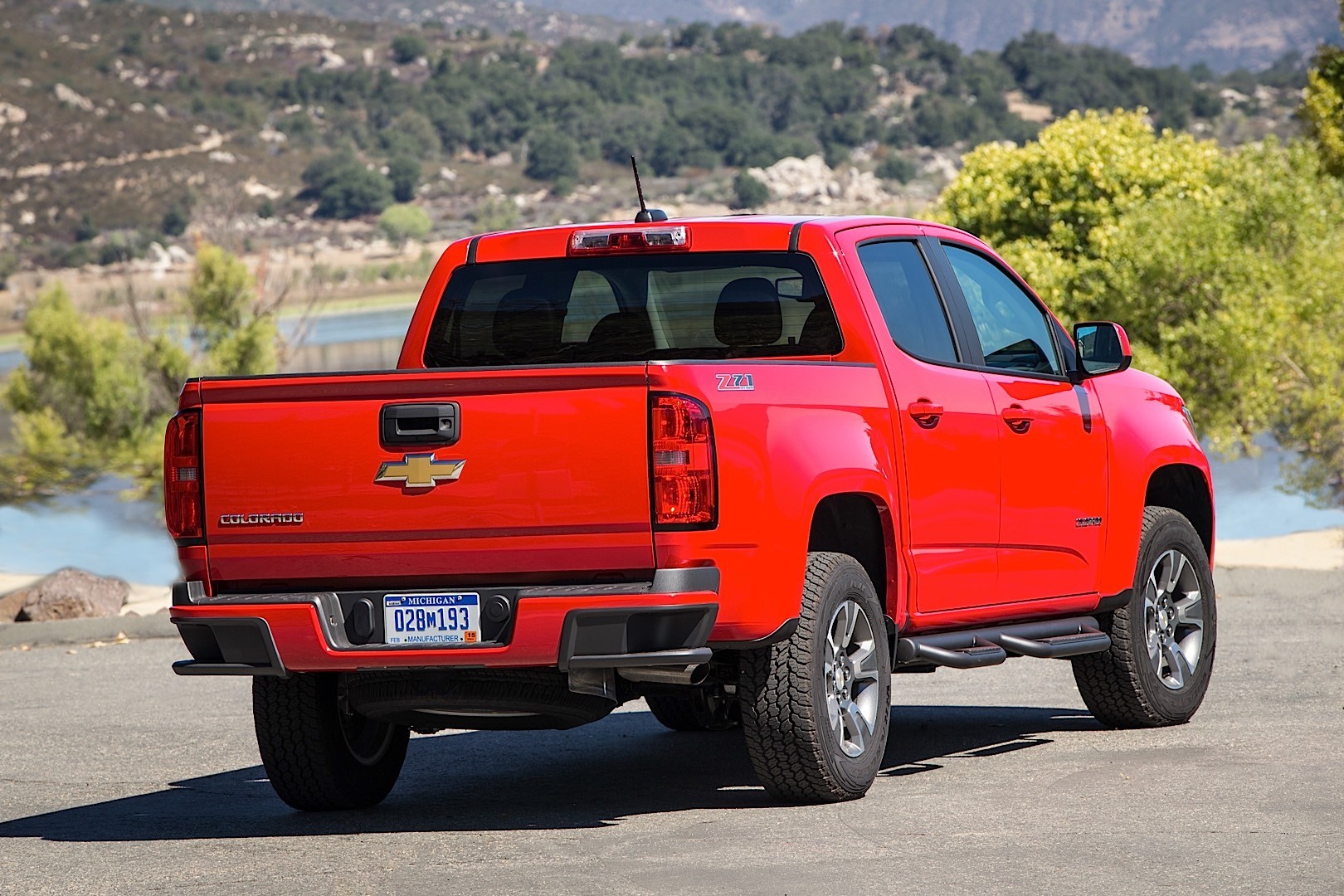 Chevrolet Colorado Double Cab photo 22
