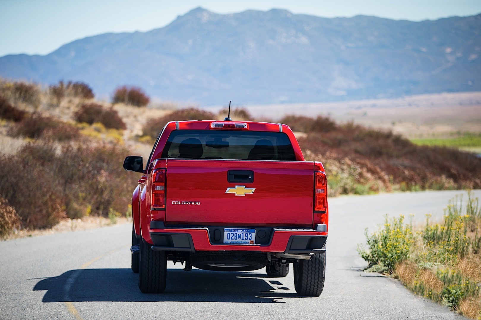 Chevrolet Colorado Double Cab photo 23