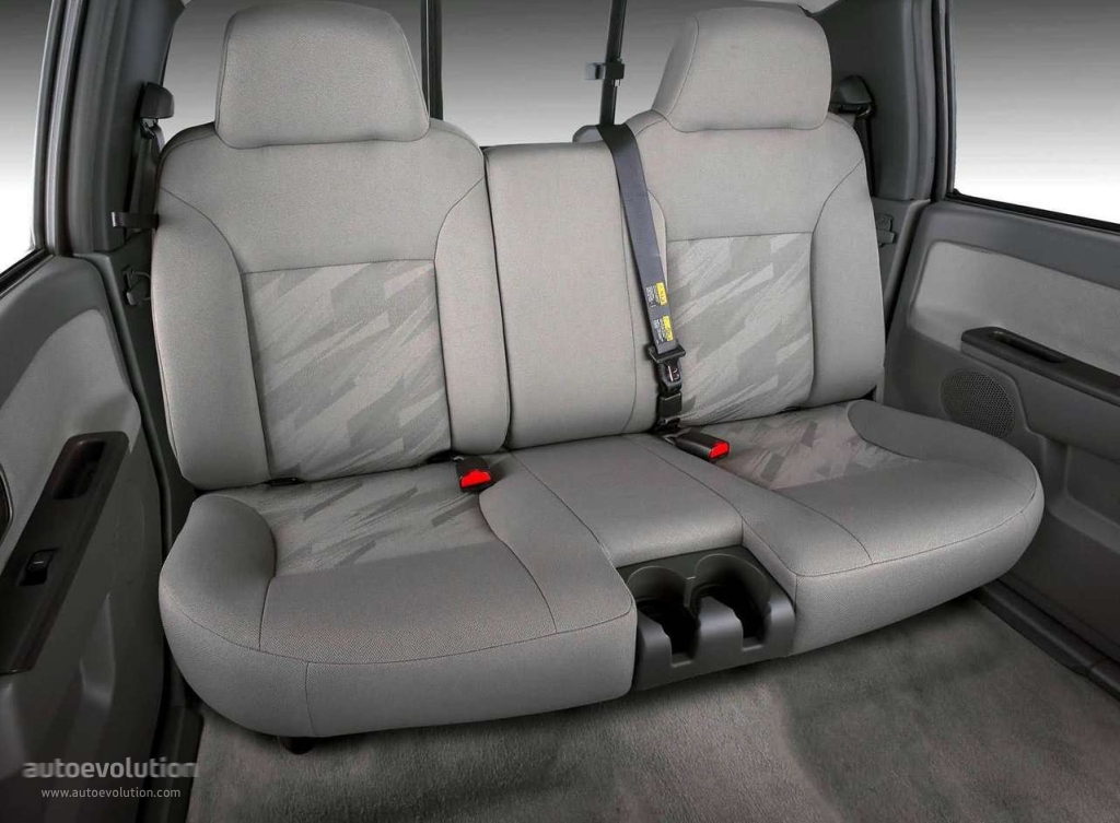 Chevrolet Colorado Double Cab photo 30