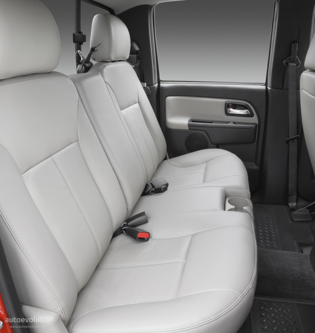 Chevrolet Colorado Double Cab photo 13