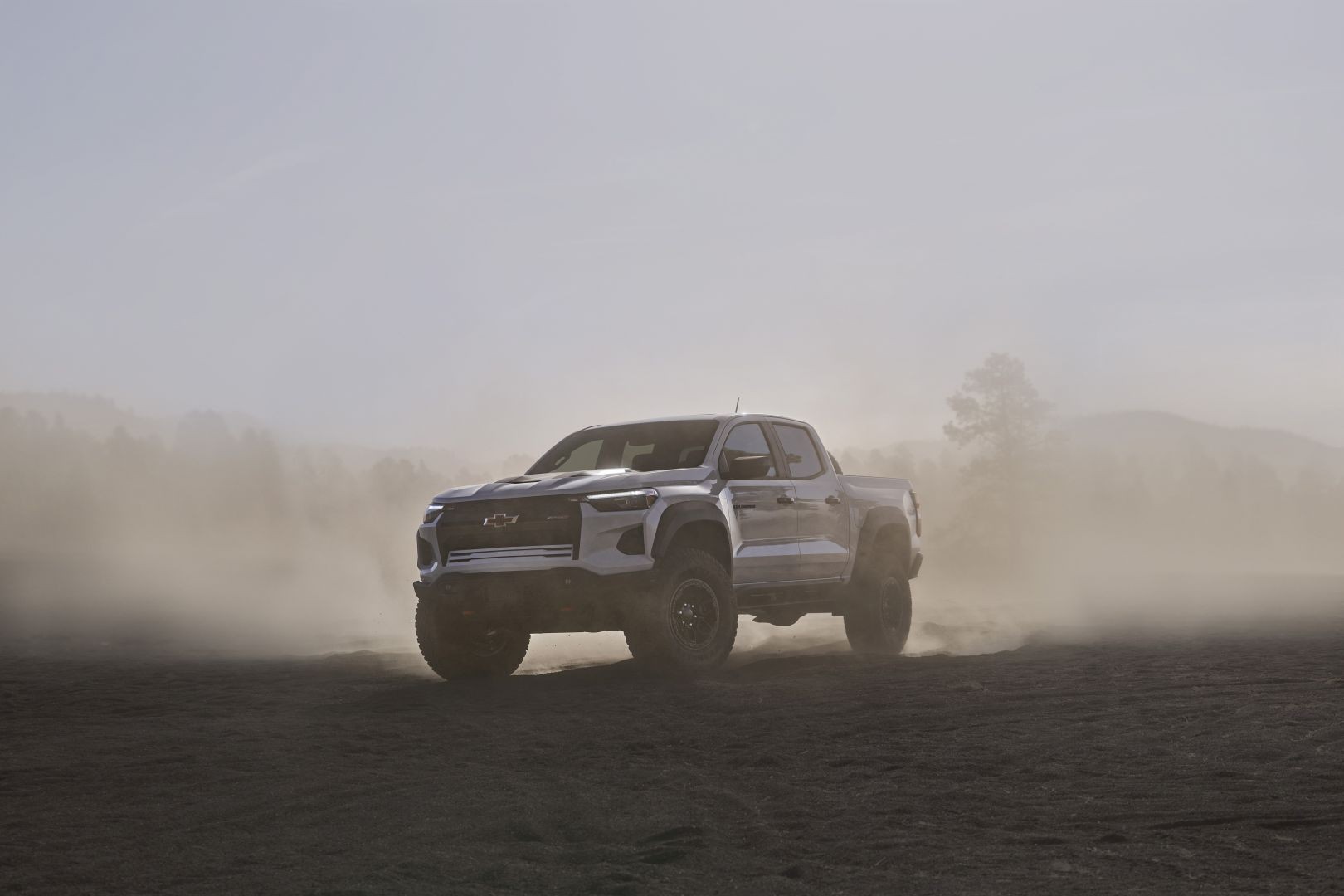 Chevrolet Colorado Double Cab photo 2