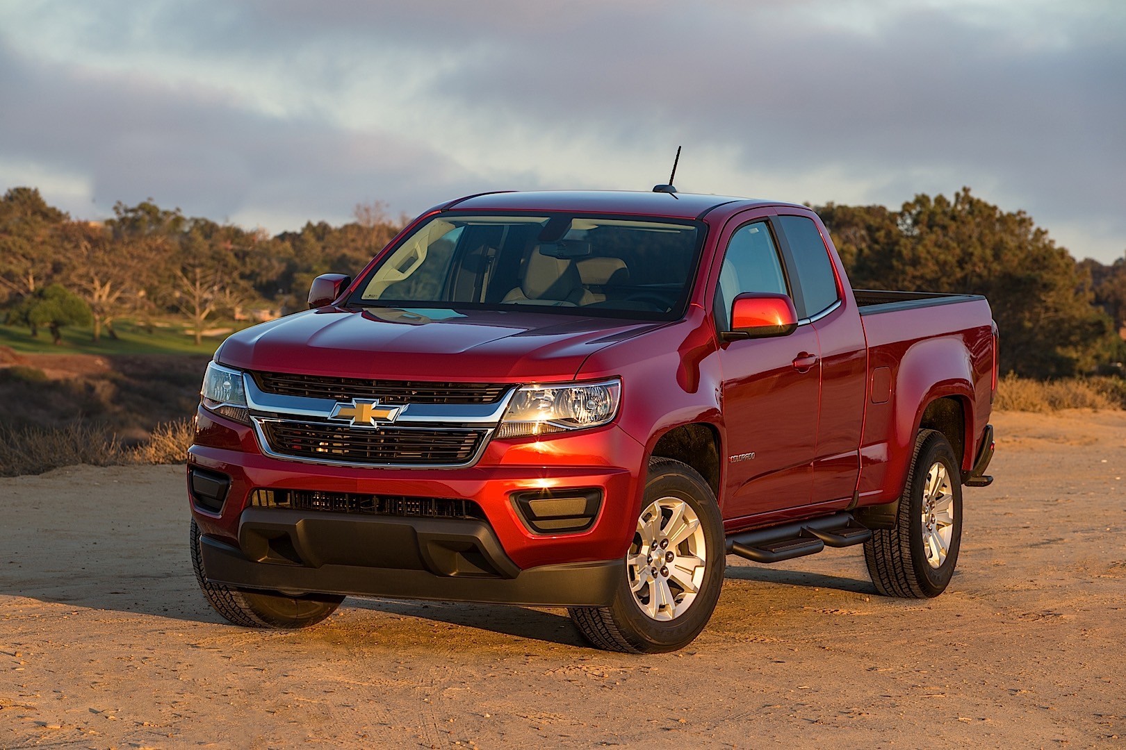 Chevrolet Colorado Extended Cab photo 4