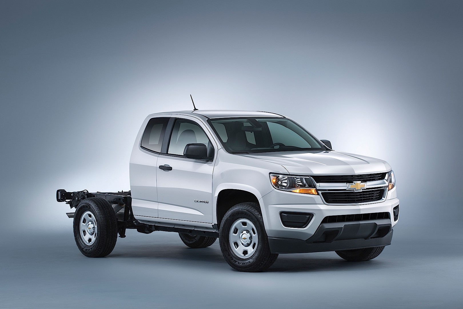 Chevrolet Colorado Extended Cab photo 7