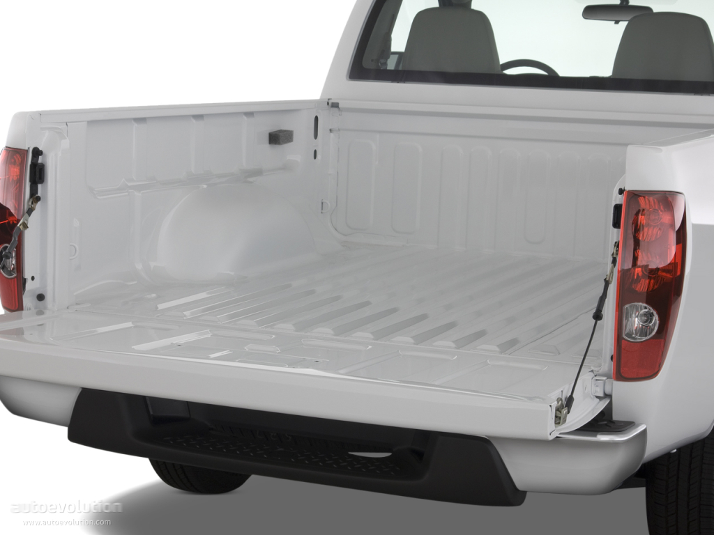 Chevrolet Colorado Regular Cab photo 3