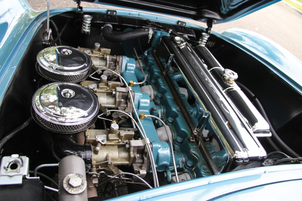 Chevrolet Corvette Convertible photo 40