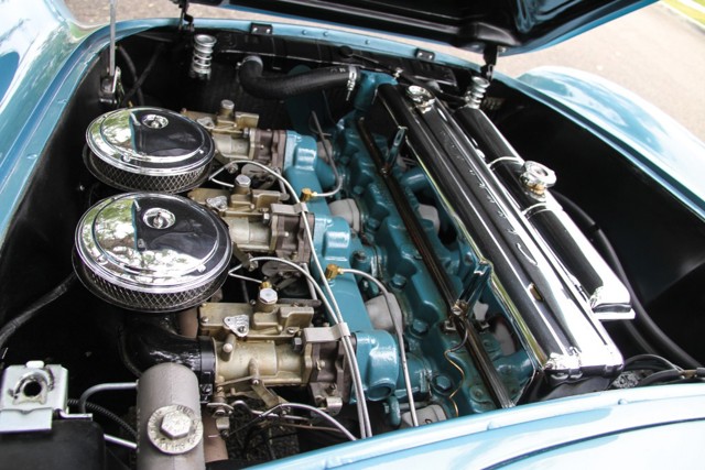 Chevrolet Corvette Convertible photo 40