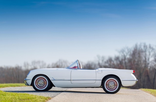 Chevrolet Corvette Convertible photo 27