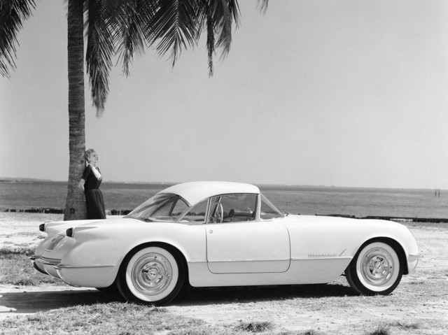 Chevrolet Corvette Convertible photo 7