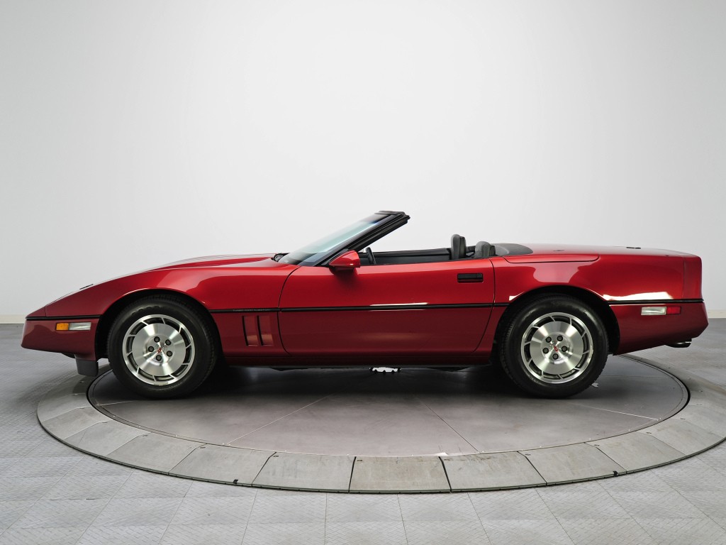 Chevrolet Corvette Convertible photo 7