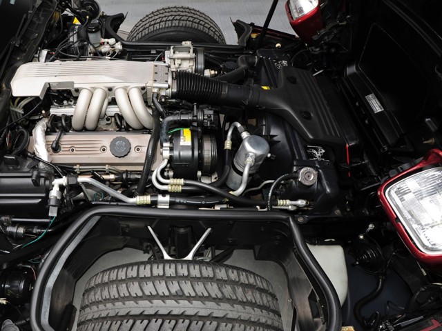 Chevrolet Corvette Convertible photo 16