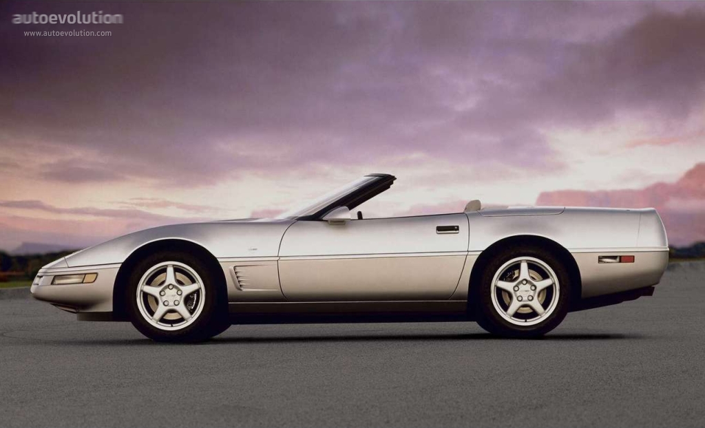 Chevrolet Corvette Convertible photo 4