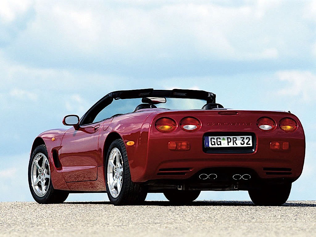 Chevrolet Corvette Convertible photo 8