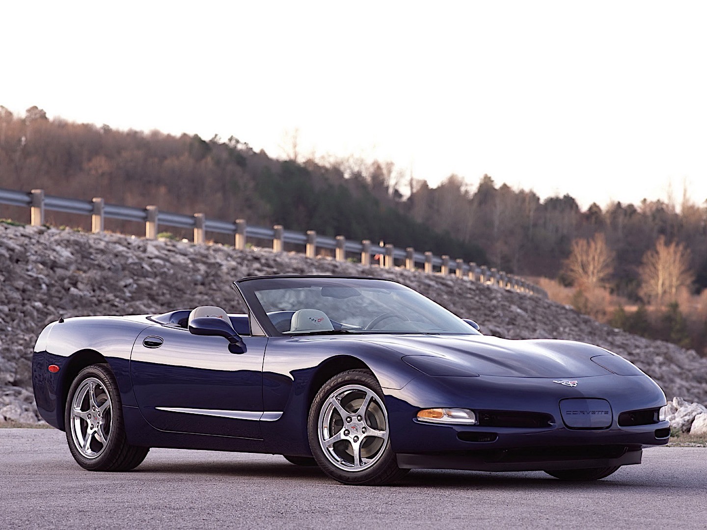 Chevrolet Corvette Convertible photo 9