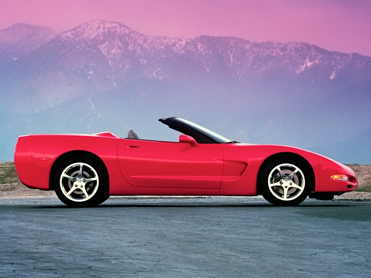 Chevrolet Corvette Convertible photo 27