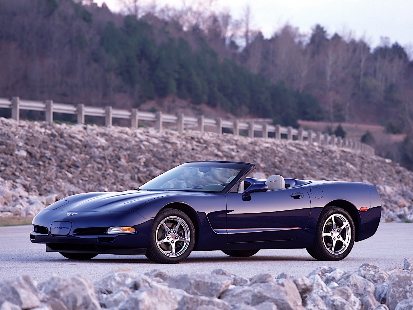 Chevrolet Corvette Convertible photo 30