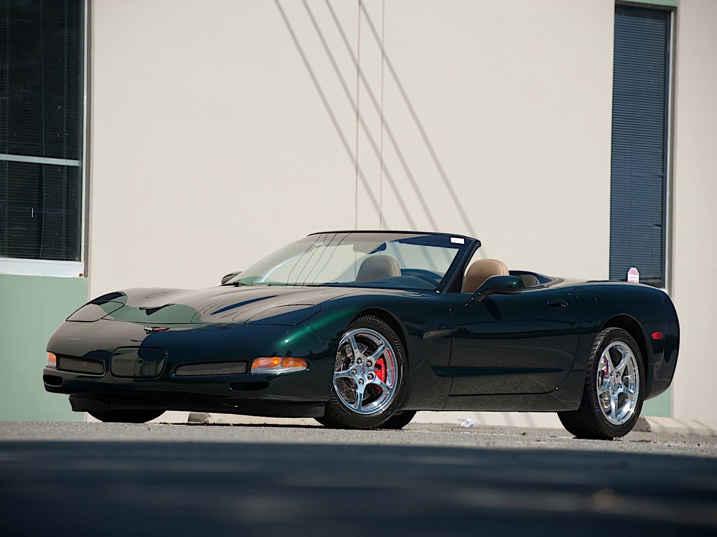 Chevrolet Corvette Convertible photo 32