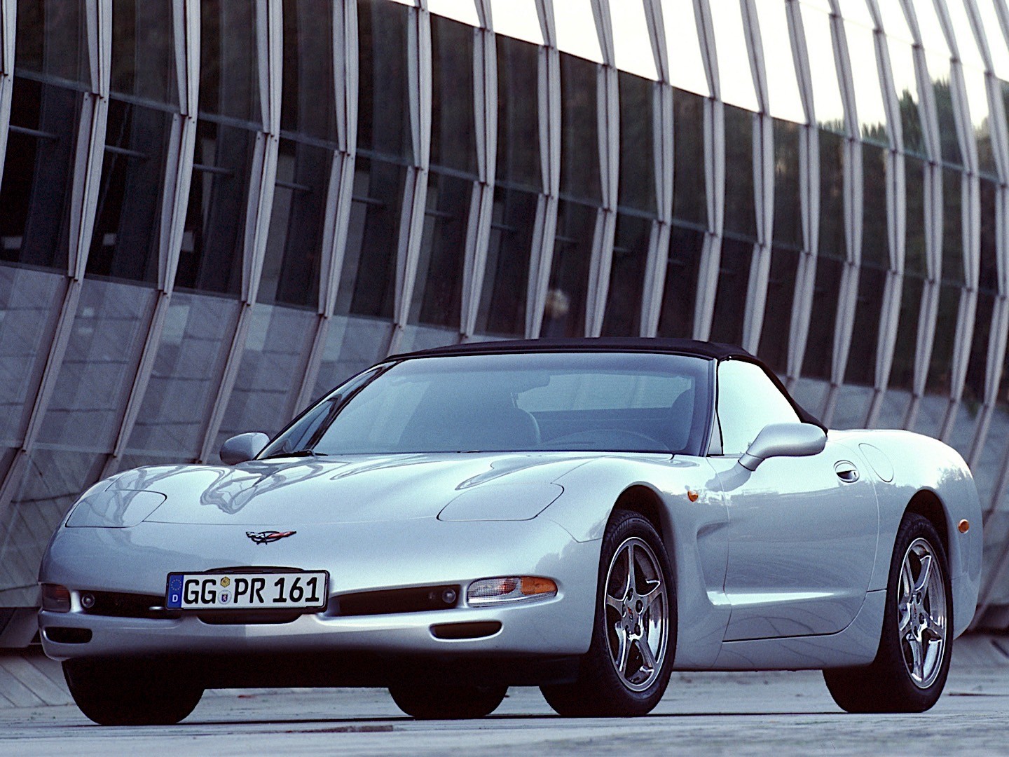 Chevrolet Corvette Convertible photo 36