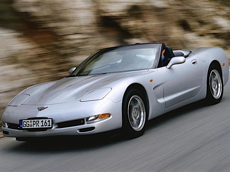 Chevrolet Corvette Convertible photo 42