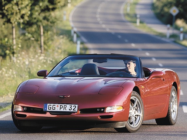 Chevrolet Corvette Convertible photo 44