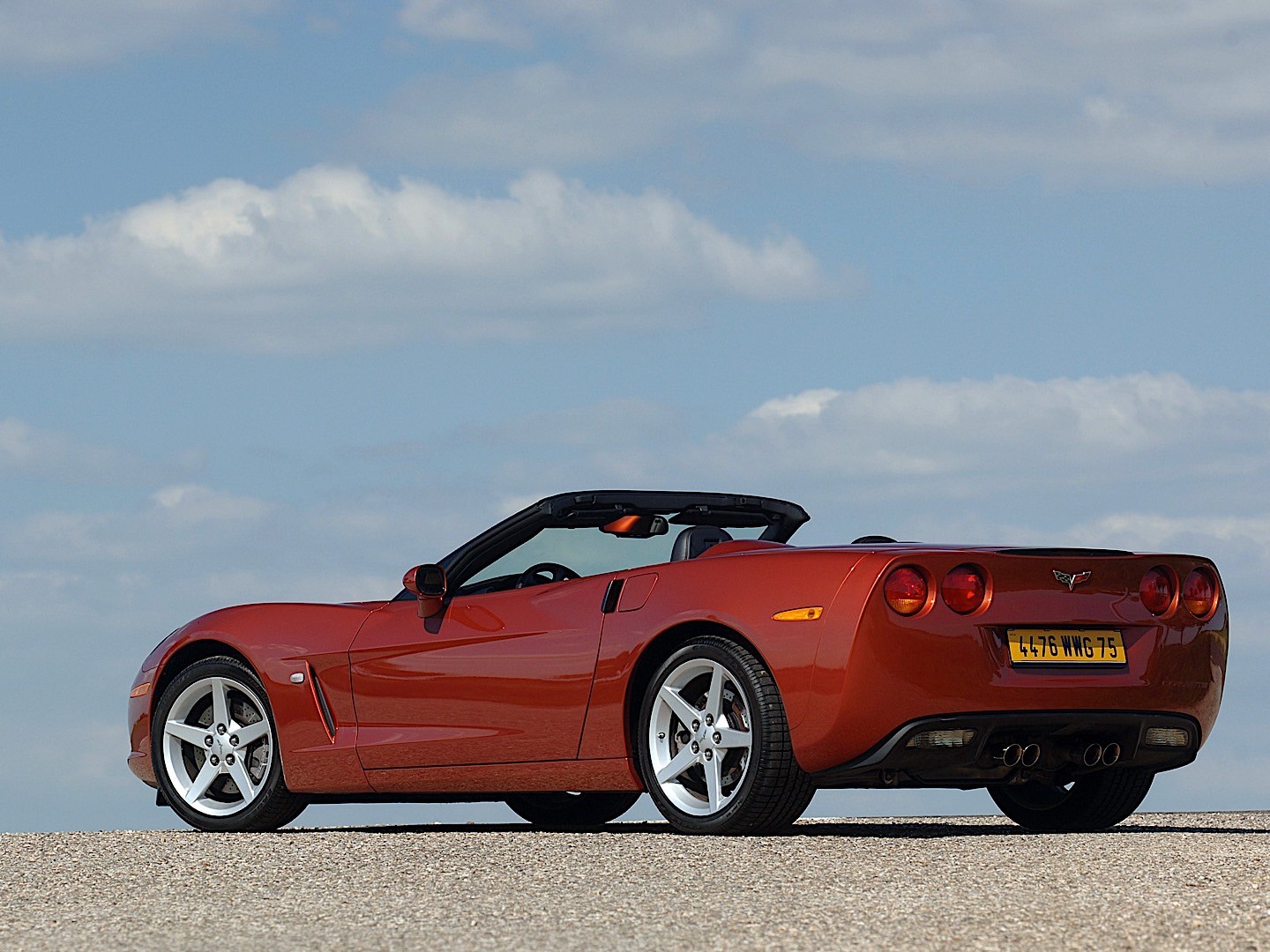 Chevrolet Corvette Convertible photo 15
