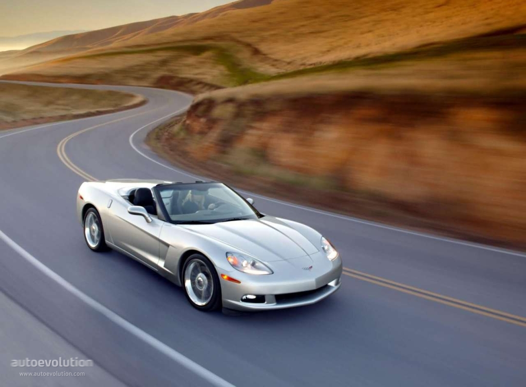 Chevrolet Corvette Convertible photo 2