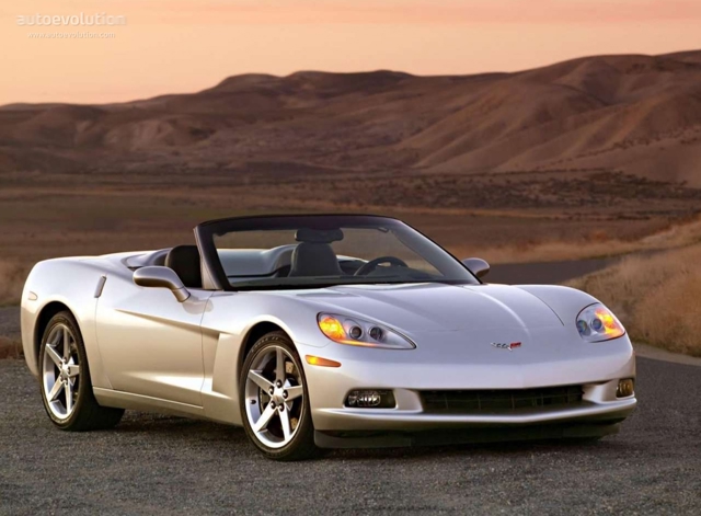 Chevrolet Corvette Convertible photo 3