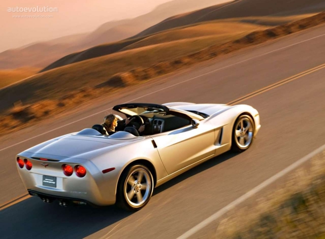 Chevrolet Corvette Convertible photo 4