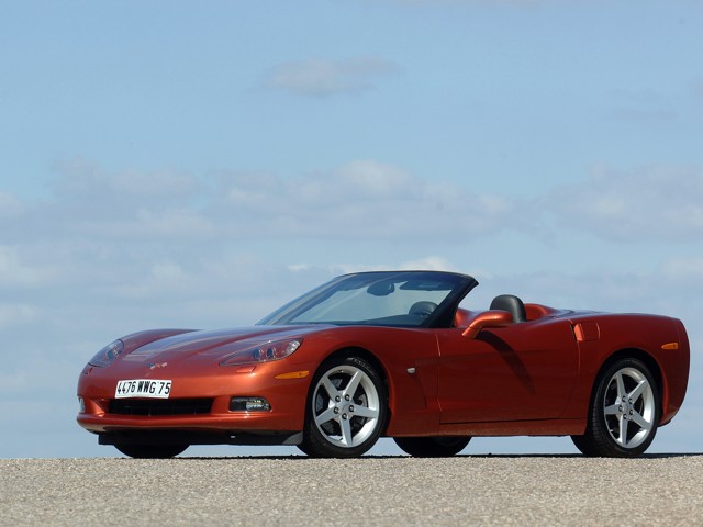Chevrolet Corvette Convertible photo 14