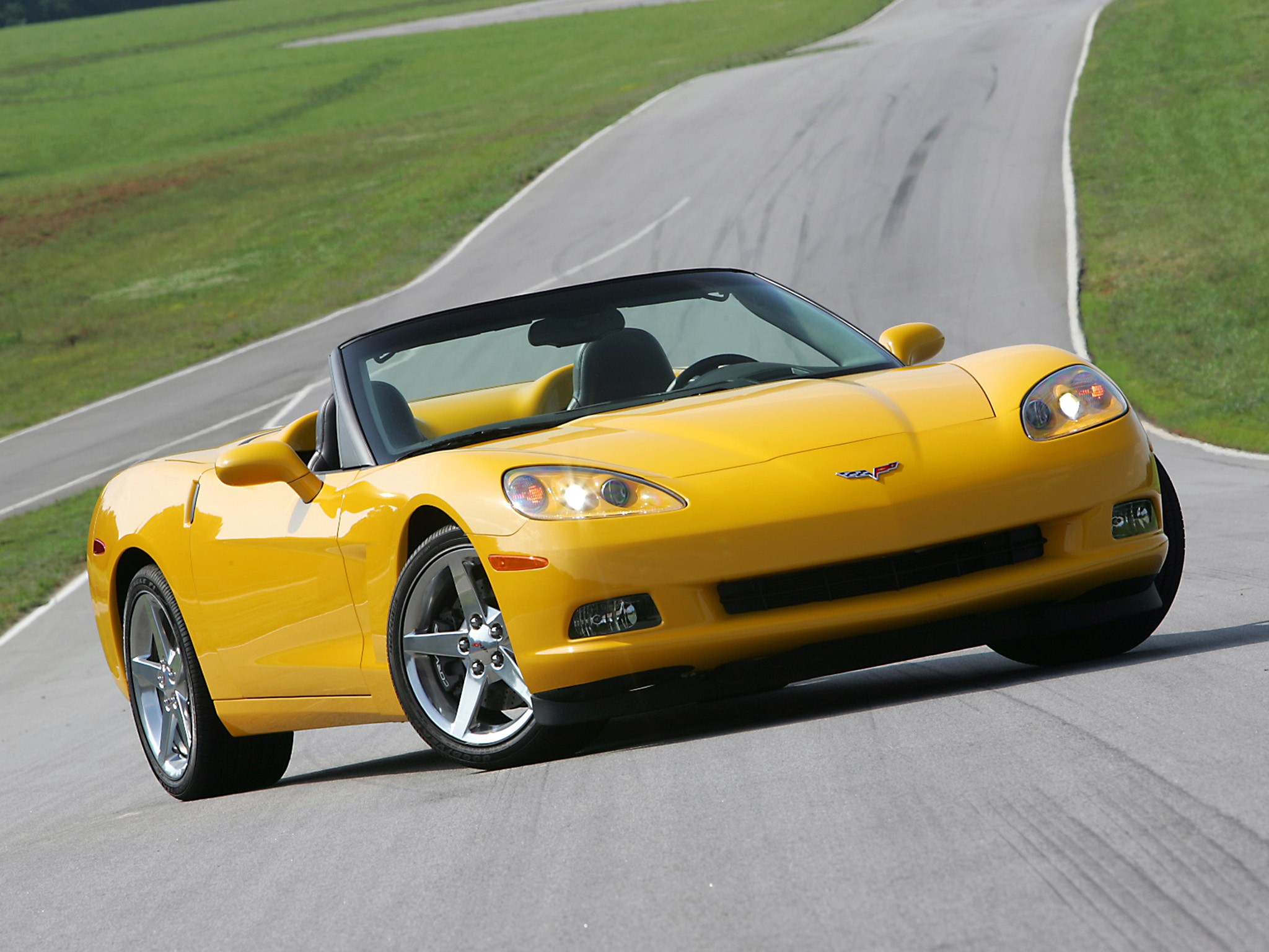 Chevrolet Corvette Convertible photo 21