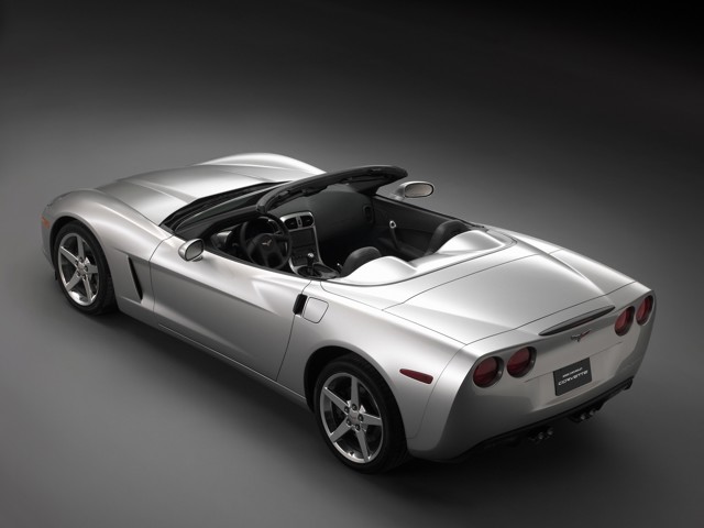 Chevrolet Corvette Convertible photo 24