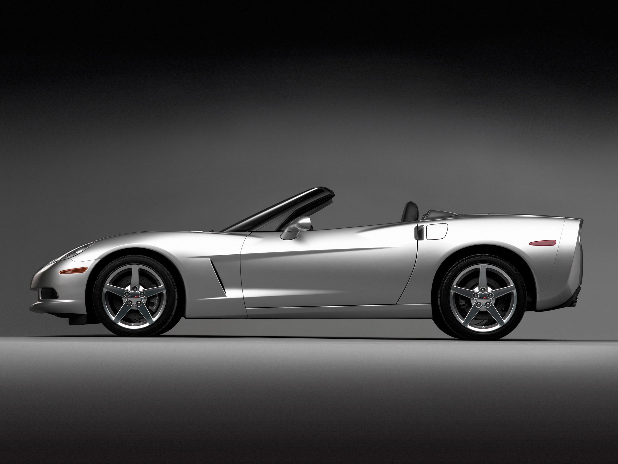 Chevrolet Corvette Convertible photo 25