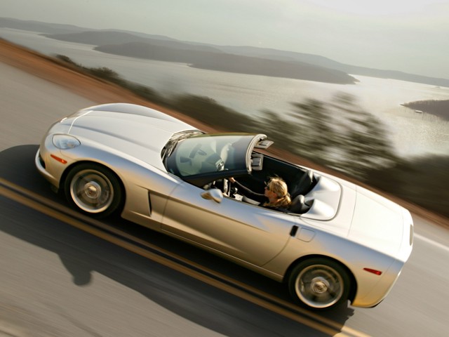 Chevrolet Corvette Convertible photo 34