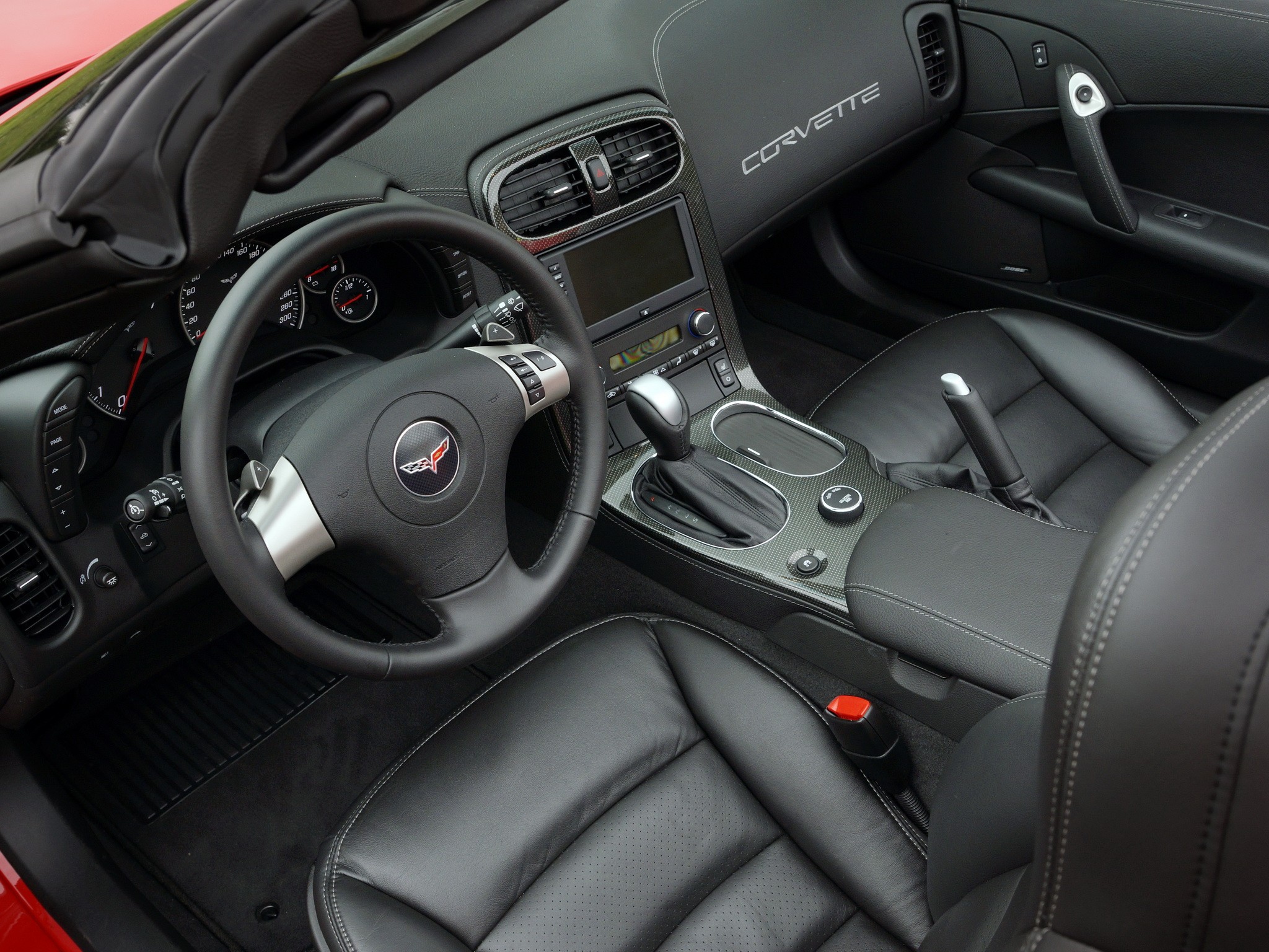 Chevrolet Corvette Convertible photo 25