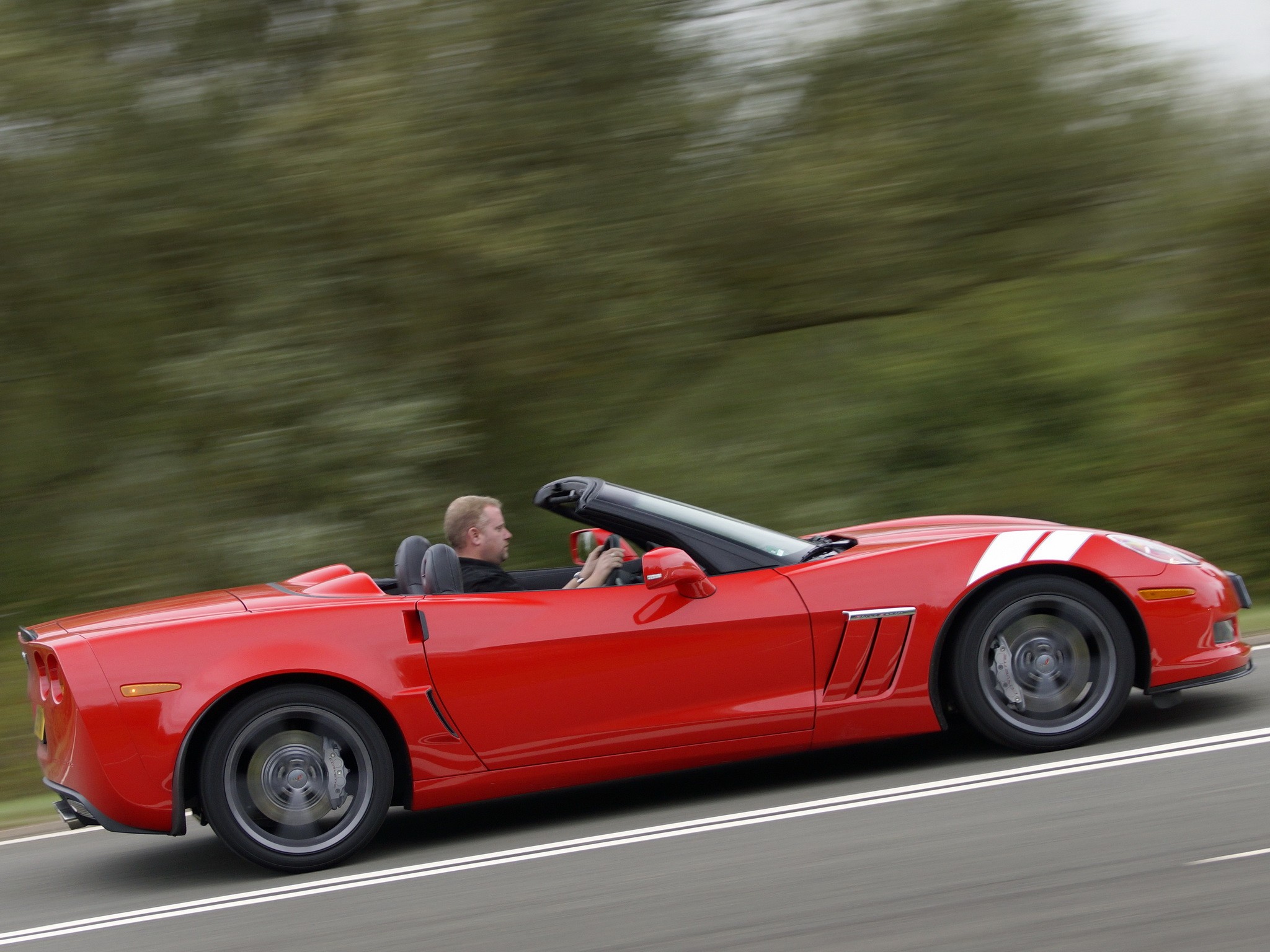 Chevrolet Corvette Convertible photo 22