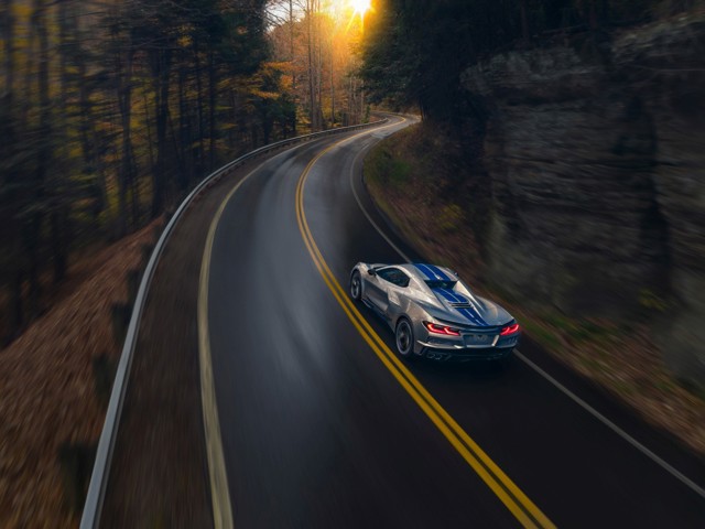 Chevrolet Corvette Convertible photo 5