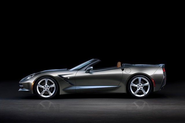 Chevrolet Corvette Convertible photo 12