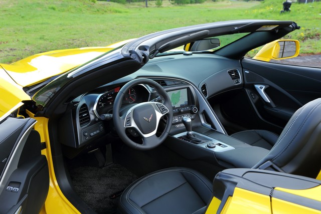 Chevrolet Corvette Convertible photo 75