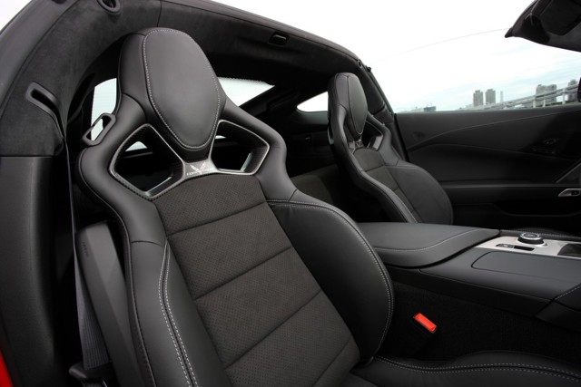 Chevrolet Corvette Convertible photo 78
