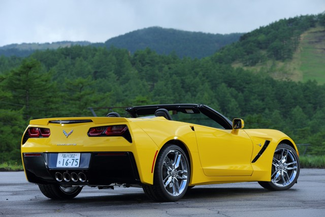 Chevrolet Corvette Convertible photo 30