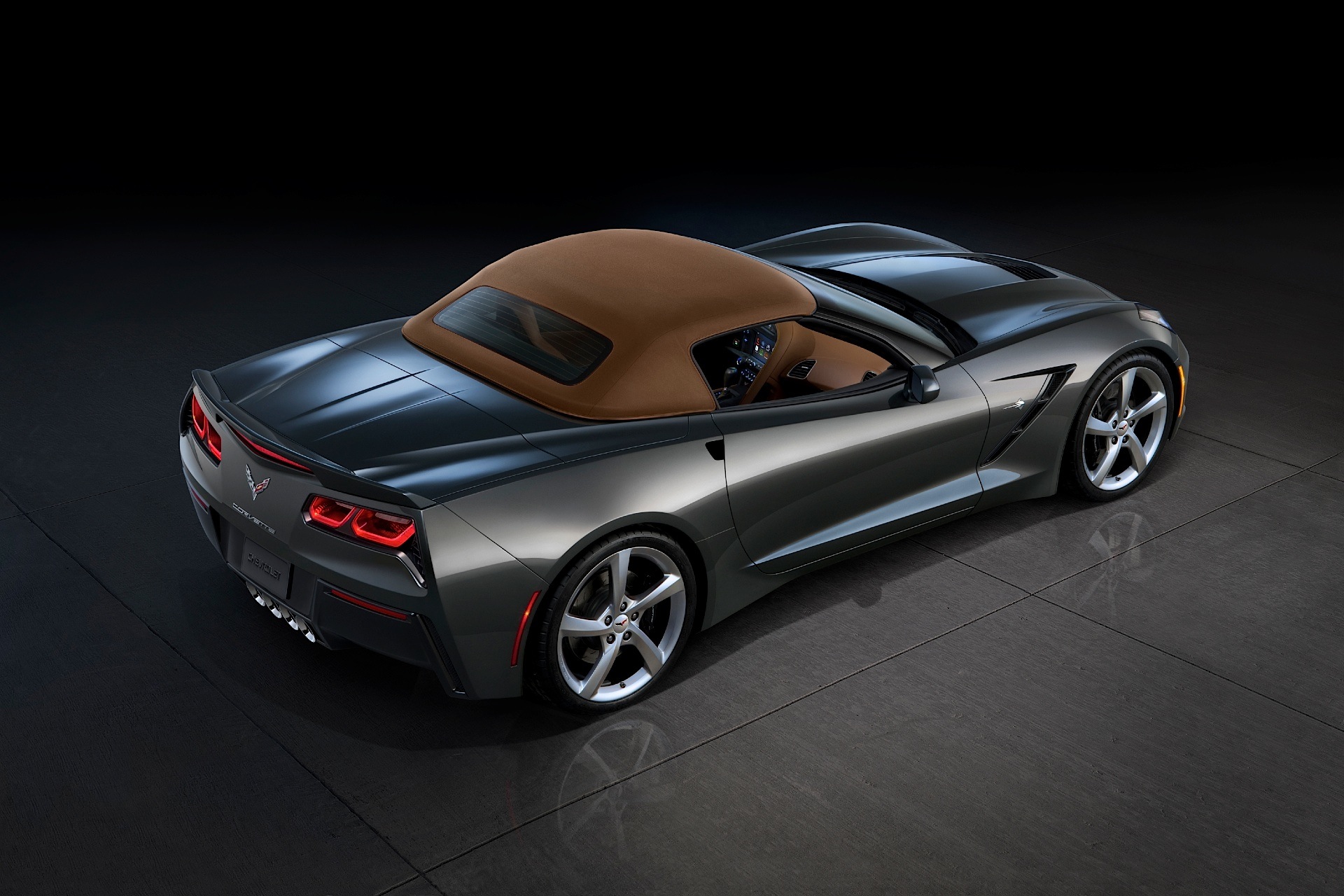 Chevrolet Corvette Convertible photo 4