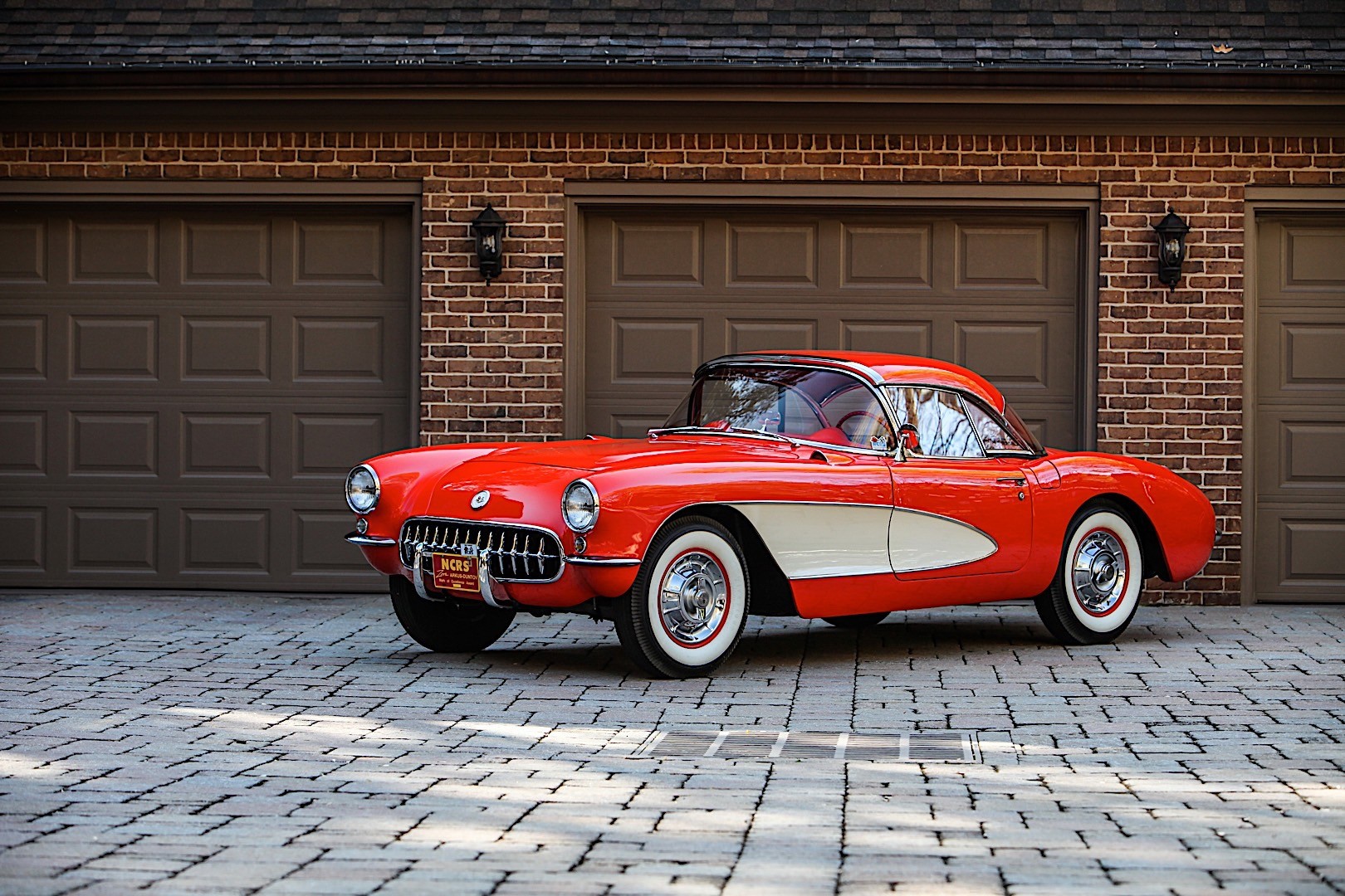 Chevrolet Corvette Coupe photo 6