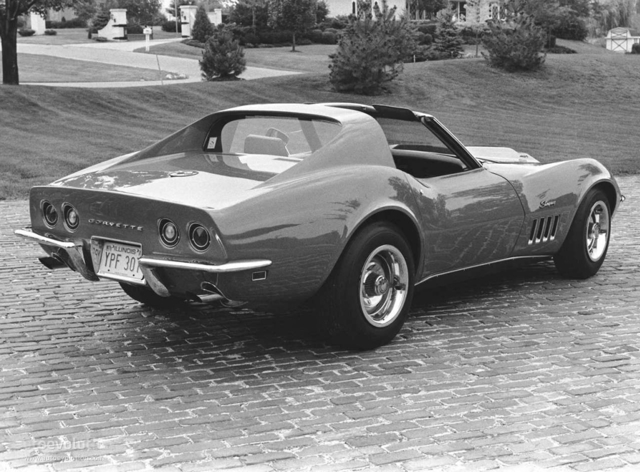 Chevrolet Corvette Coupe foto 10