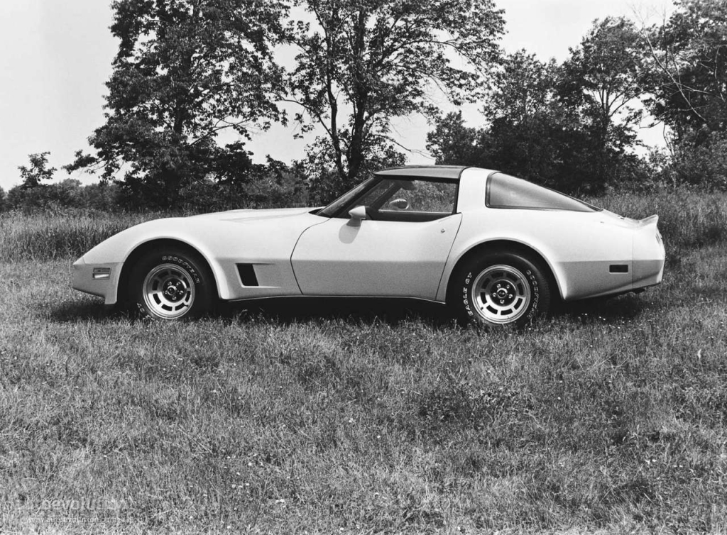 Chevrolet Corvette Coupe photo 9