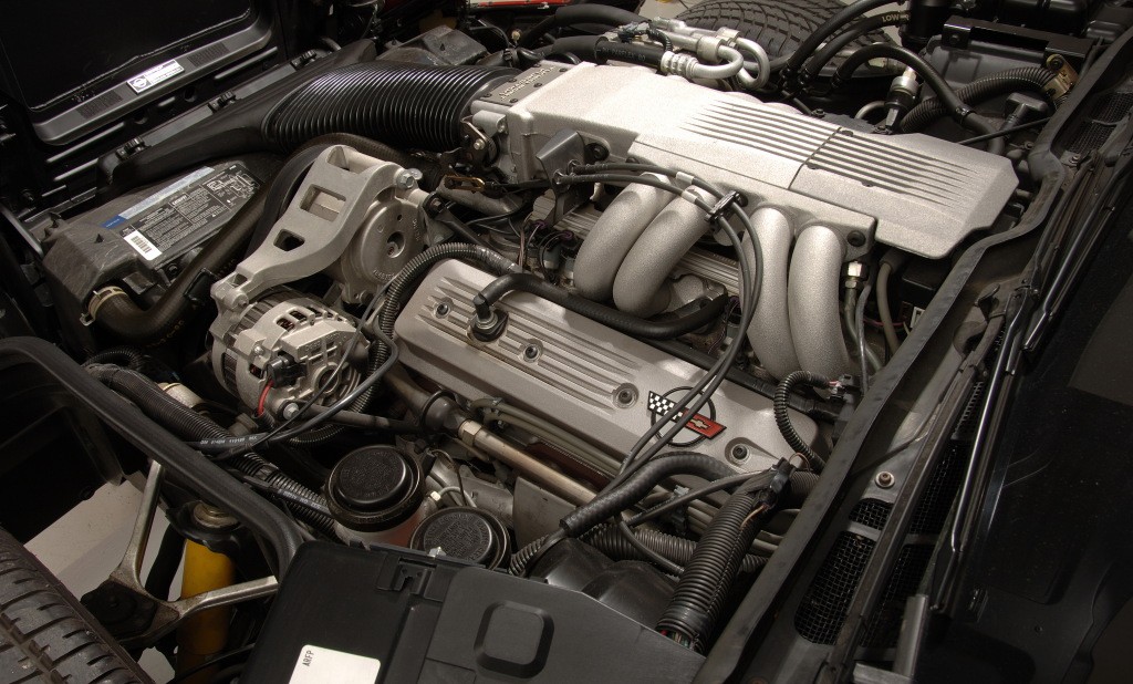 Chevrolet Corvette Coupe photo 45