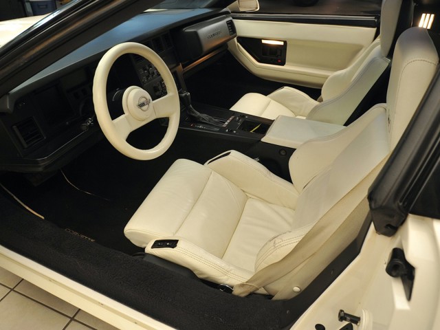 Chevrolet Corvette Coupe Foto 52
