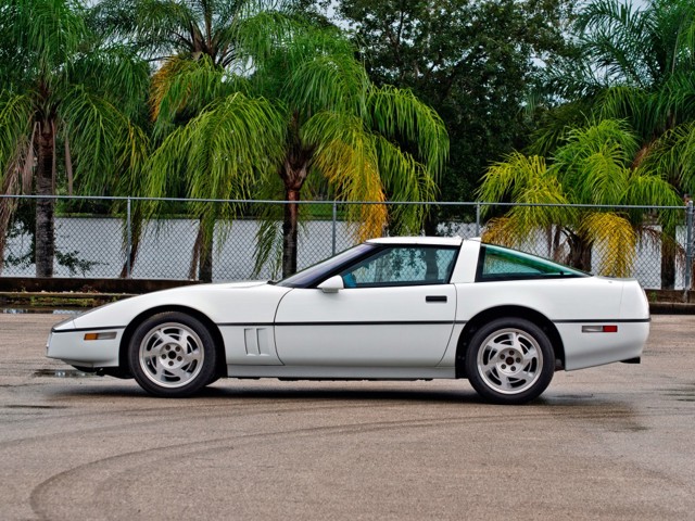 Chevrolet Corvette Coupe Foto 33