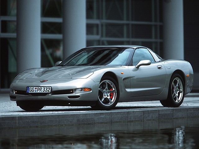 Chevrolet Corvette Coupe Foto 9