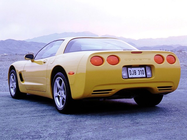 Chevrolet Corvette Coupe Foto 18