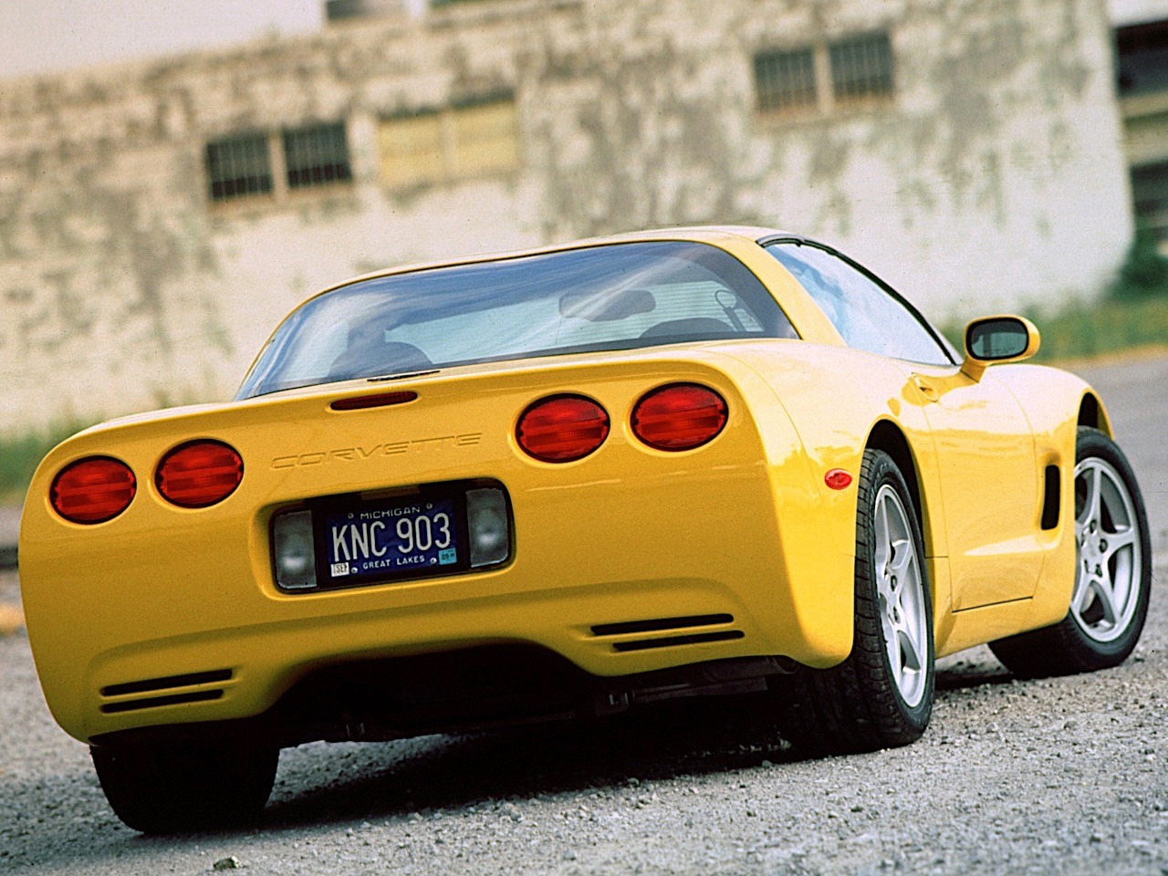 Chevrolet Corvette Coupe photo 20